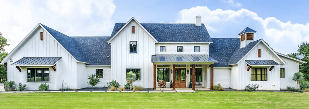 Modern farmhouse design from architecturaldesigns.com